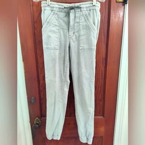 AE Joggers Light Grey